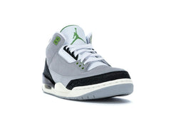 Jordan 3 Retro Chlorophyll 136064-006 Light Smoke Grey/Chlorophyll-Black-White Sneakers