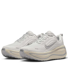 Nike Vomero Plus 'Running Is Mental' - Platinum Tint/Reflect Silver