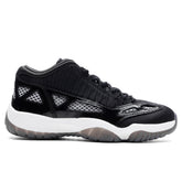 Air Jordan 11 Retro Low IE - Black/White