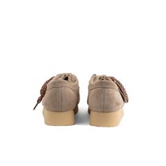 CLARKS WALLABEE - SAND SUEDE