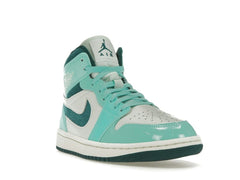 Jordan 1 Mid Chenille Bleached Turquoise Women’s DZ3745-300