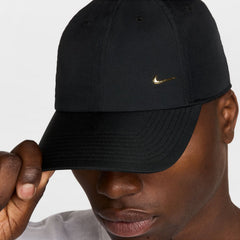 Nike Club Cap Metal Swoosh Strapback