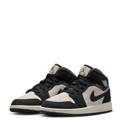 AJ 1 Mid -Youth