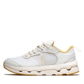Women's On Cloudzone Moon - Ivory/Putty