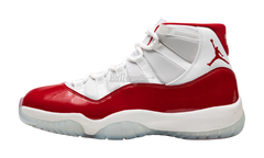 Air Jordan 11 Retro "Cherry"