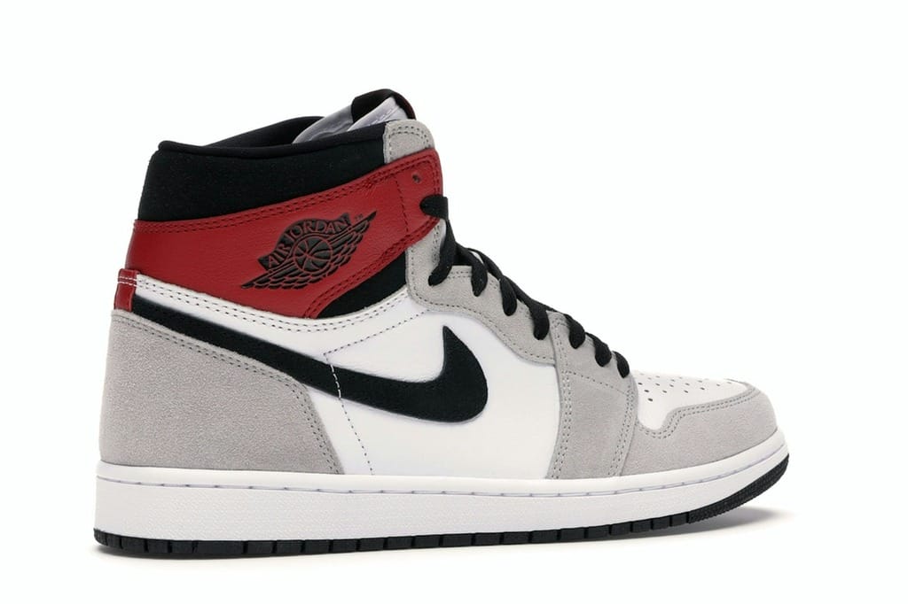 Jordan 1 Retro High Light Smoke Grey White Black Varsity Red 555088-126