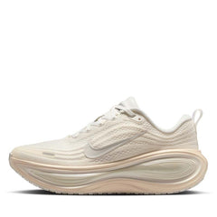Women's Nike Vomero Plus - Summit White/Chalk