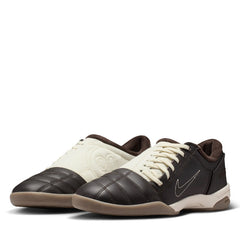 Women's Nike T90 - Soft Pearl/Velvet Brown