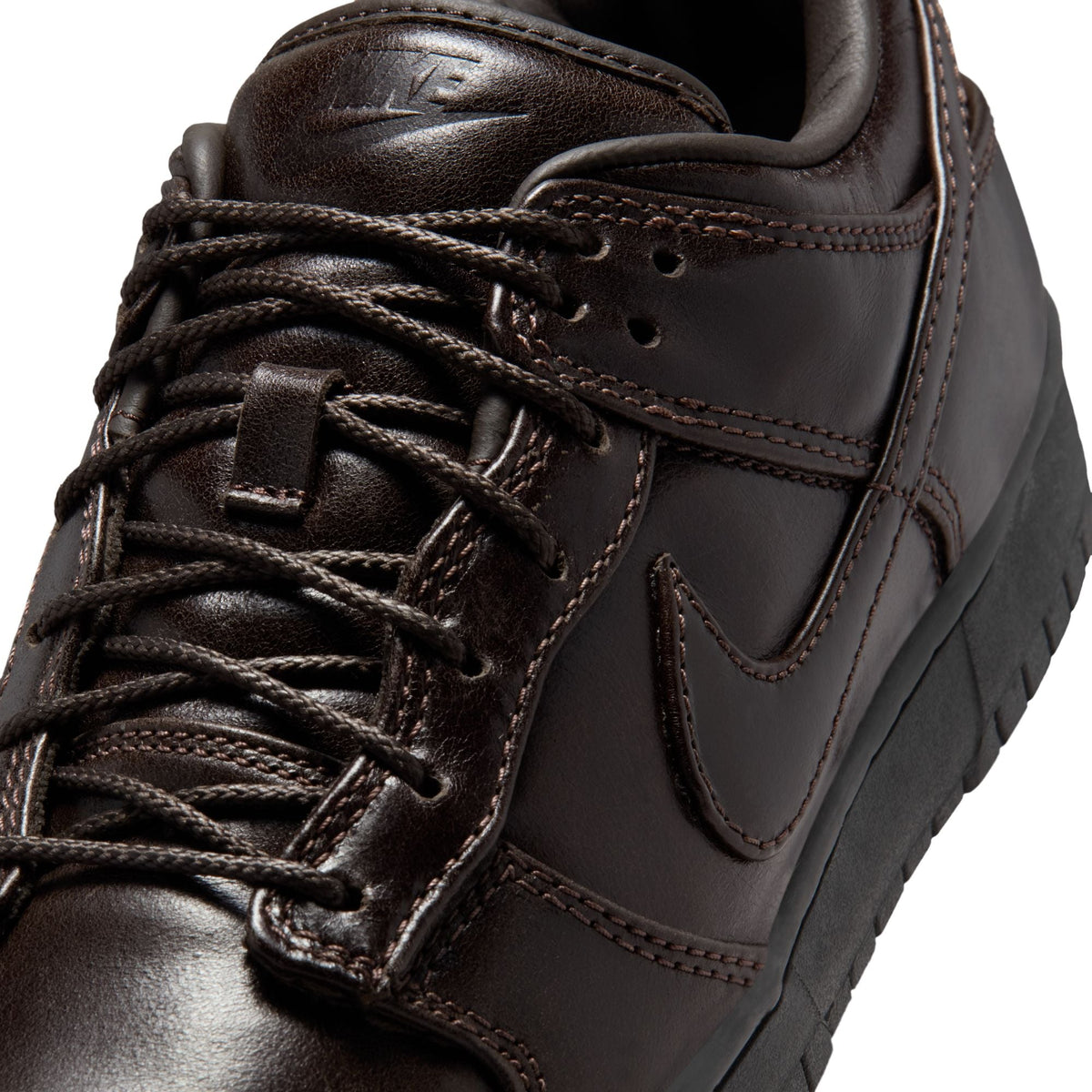 NIKE DUNK LOW RETRO PRM QS - CLASSIC BROWN