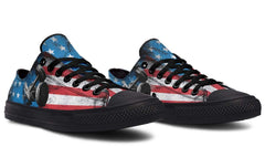 Grunged Pattern Dumbbell Black Lowtop Sneaker