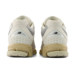 New Balance 2002R Linen Rain Cloud