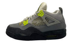 Jordan 4 Retro SE 95 Neon (PreOwned)